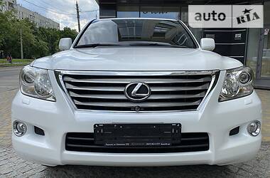 Позашляховик / Кросовер Lexus LX 2008 в 