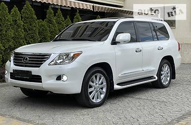 Позашляховик / Кросовер Lexus LX 2008 в 