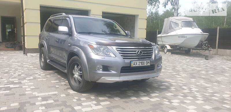 Позашляховик / Кросовер Lexus LX 2011 в Харкові