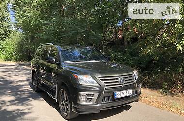 Внедорожник / Кроссовер Lexus LX 2014 в Одессе