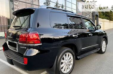 Внедорожник / Кроссовер Lexus LX 2008 в Киеве