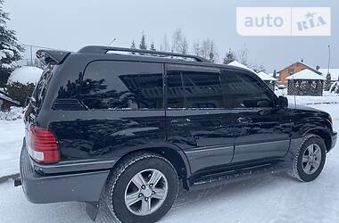 Внедорожник / Кроссовер Lexus LX 2006 в Сарнах