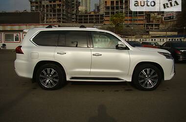 Внедорожник / Кроссовер Lexus LX 2018 в 
