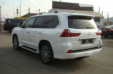 Внедорожник / Кроссовер Lexus LX 2018 в 