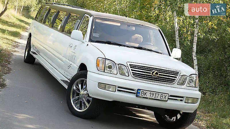 Лимузин Lexus LX 1999 в Лубнах