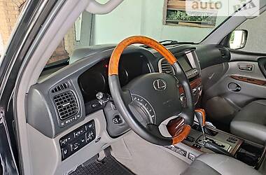 Внедорожник / Кроссовер Lexus LX 2003 в Луцке