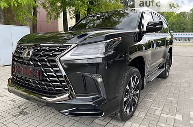 Позашляховик / Кросовер Lexus LX 2021 в 