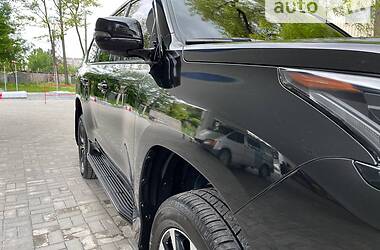 Позашляховик / Кросовер Lexus LX 2021 в 