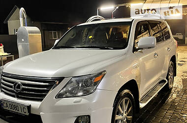 Позашляховик / Кросовер Lexus LX 2010 в 
