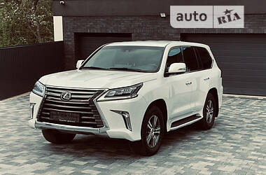 Внедорожник / Кроссовер Lexus LX 2018 в 