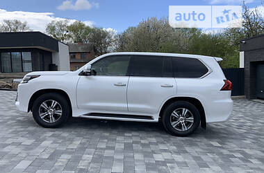 Внедорожник / Кроссовер Lexus LX 2018 в 