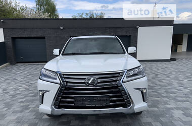 Внедорожник / Кроссовер Lexus LX 2018 в 