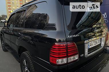 Внедорожник / Кроссовер Lexus LX 2006 в 
