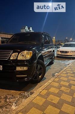 Внедорожник / Кроссовер Lexus LX 2006 в 