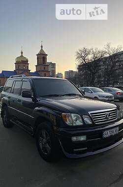 Внедорожник / Кроссовер Lexus LX 2006 в 