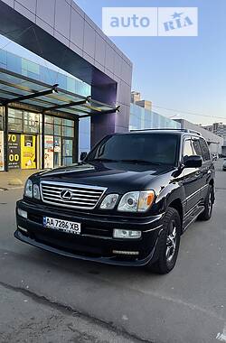 Внедорожник / Кроссовер Lexus LX 2006 в 