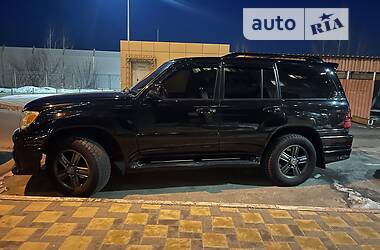 Внедорожник / Кроссовер Lexus LX 2006 в 
