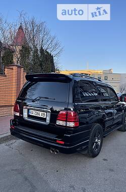 Внедорожник / Кроссовер Lexus LX 2006 в 