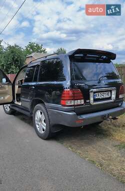 Внедорожник / Кроссовер Lexus LX 2004 в Киеве
