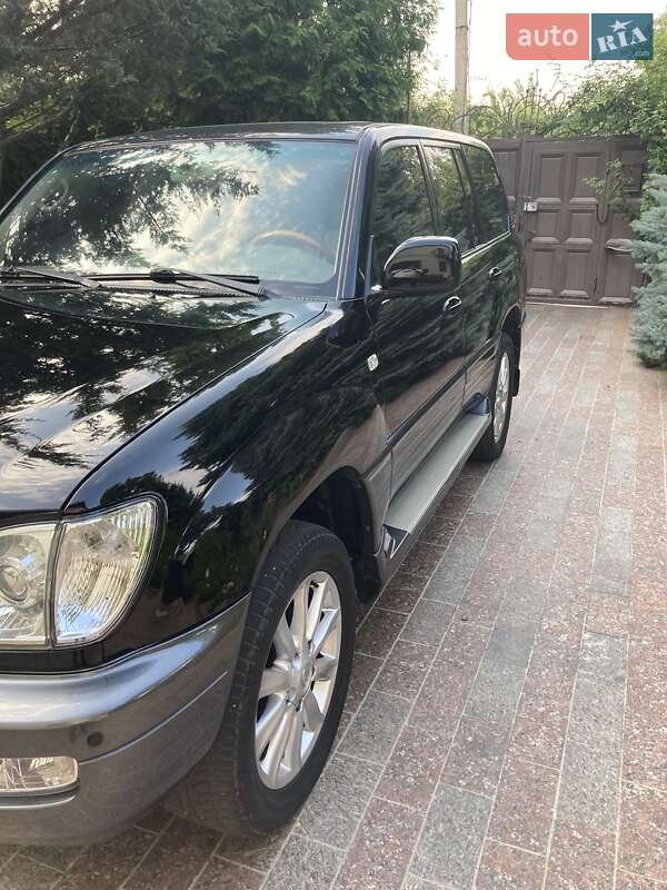 Внедорожник / Кроссовер Lexus LX 2005 в Харькове