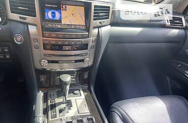 Внедорожник / Кроссовер Lexus LX 2012 в Киеве