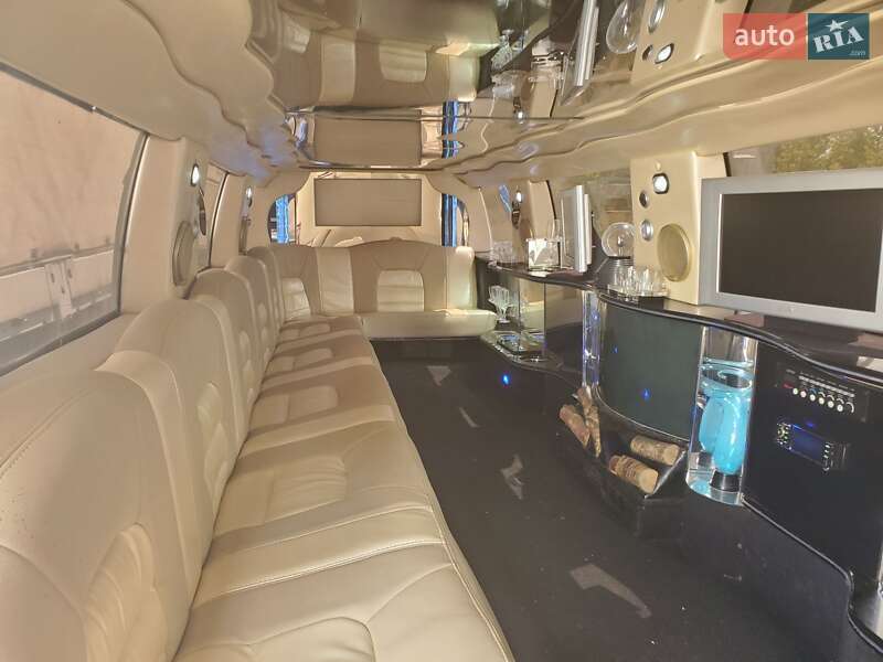 Лимузин Lexus LX 1999 в Лубнах