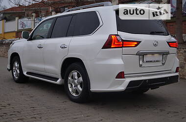 Внедорожник / Кроссовер Lexus LX 2011 в 