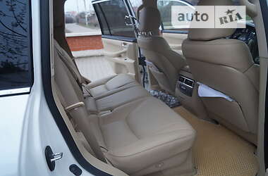 Внедорожник / Кроссовер Lexus LX 2011 в 