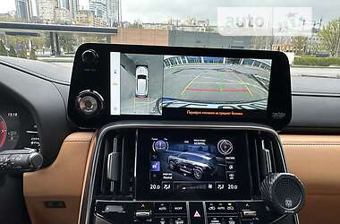 Позашляховик / Кросовер Lexus LX 2022 в 