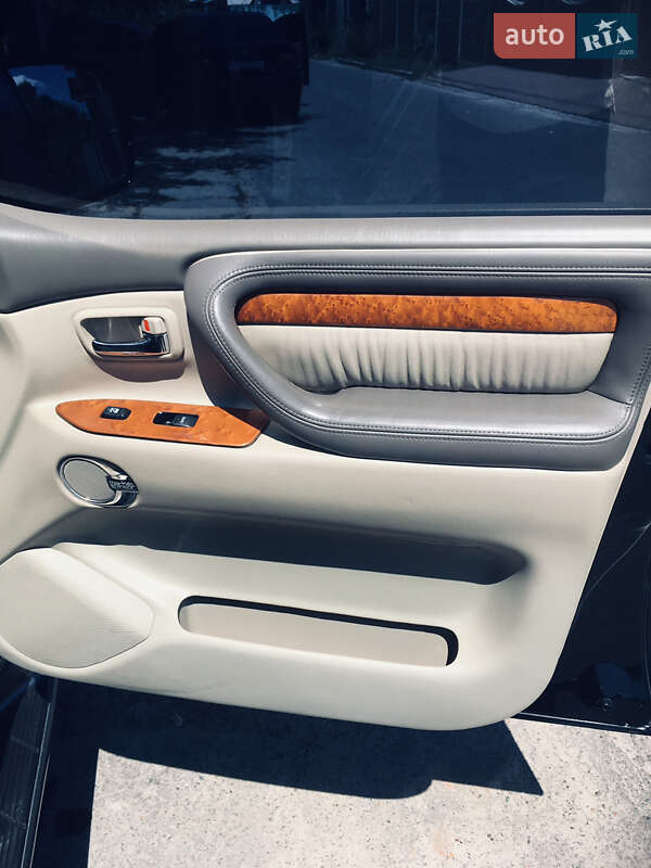 Позашляховик / Кросовер Lexus LX 2005 в Києві