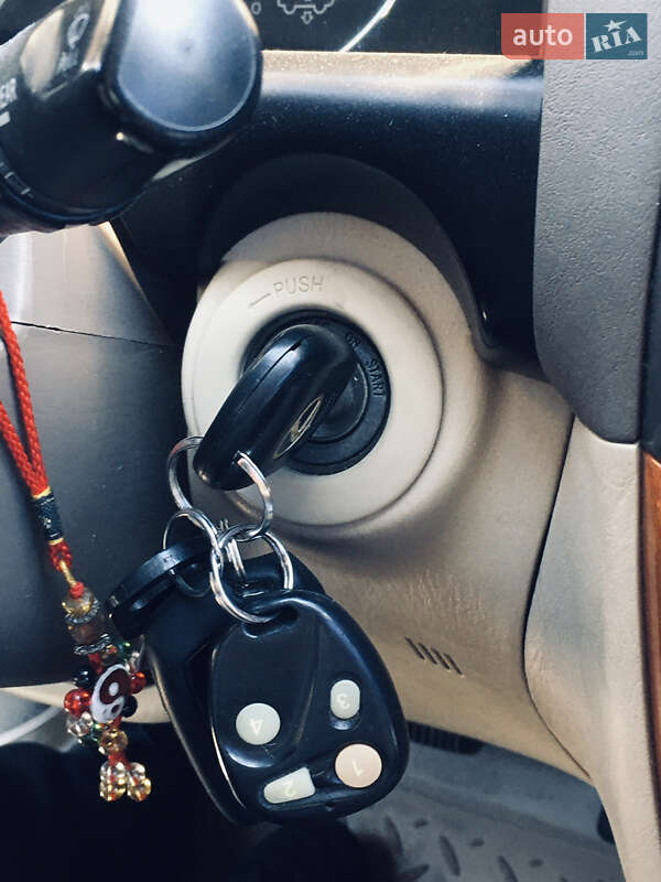Позашляховик / Кросовер Lexus LX 2005 в Києві