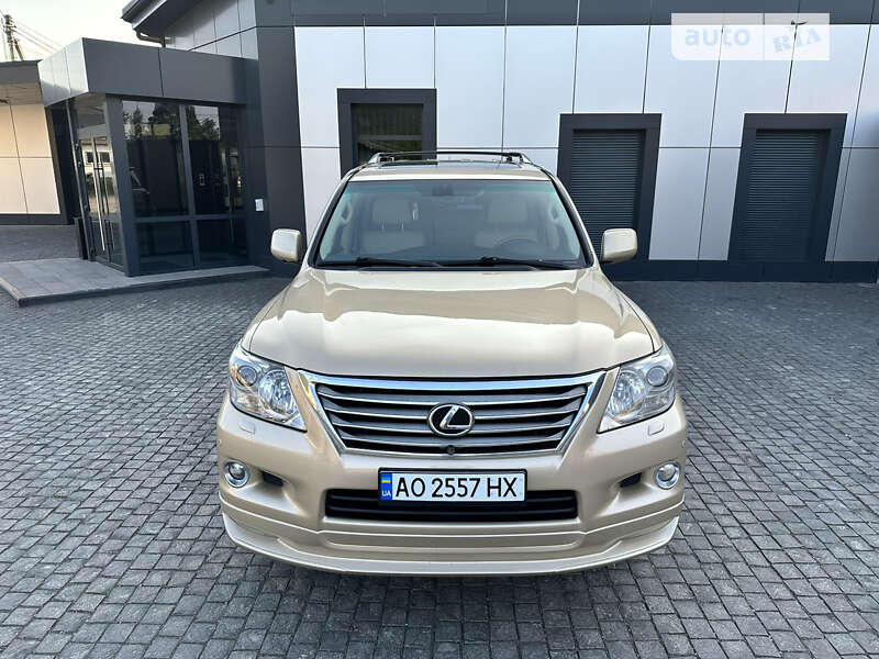 Внедорожник / Кроссовер Lexus LX 2008 в Виноградове