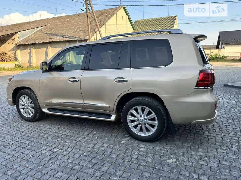 Внедорожник / Кроссовер Lexus LX 2008 в Виноградове