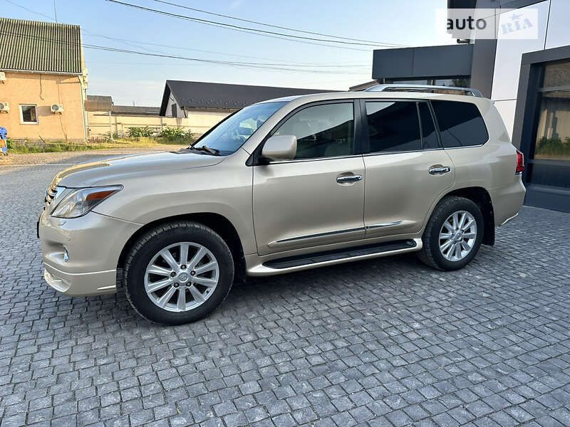 Внедорожник / Кроссовер Lexus LX 2008 в Виноградове
