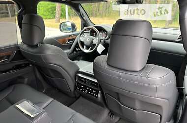 Внедорожник / Кроссовер Lexus LX 2023 в 