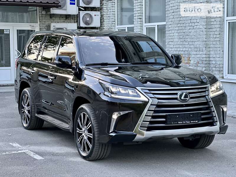 Позашляховик / Кросовер Lexus LX 2017 в Києві