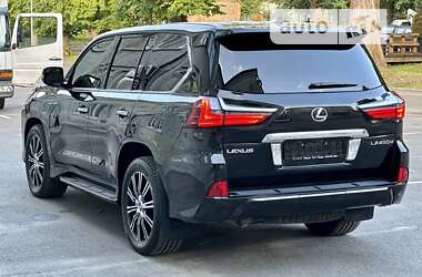 Внедорожник / Кроссовер Lexus LX 2017 в 
