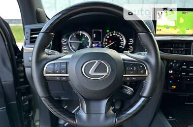 Внедорожник / Кроссовер Lexus LX 2021 в 