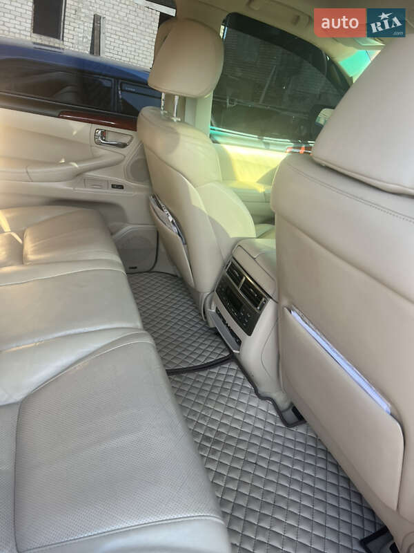 Внедорожник / Кроссовер Lexus LX 2009 в Николаеве фото 6 Внедорожник / Кроссовер Lexus LX 2009 в Николаеве