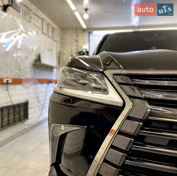 Внедорожник / Кроссовер Lexus LX 2019 в Киеве