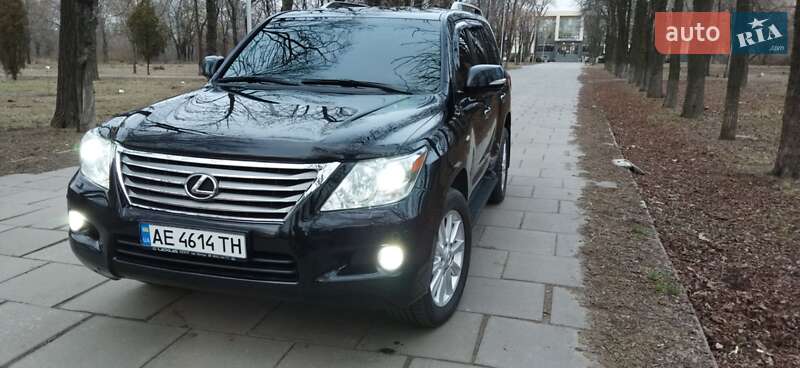 Позашляховик / Кросовер Lexus LX 2008 в Запоріжжі