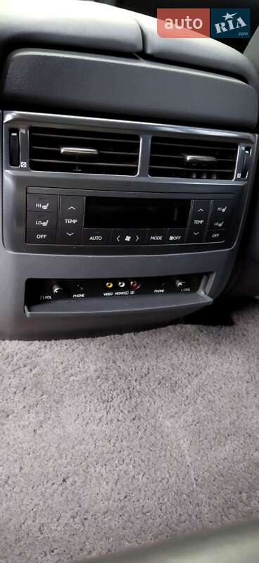 Позашляховик / Кросовер Lexus LX 2008 в Запоріжжі