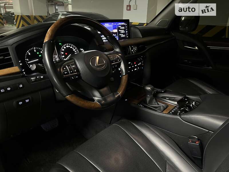 Позашляховик / Кросовер Lexus LX 2016 в Києві фото 20 Позашляховик / Кросовер Lexus LX 2016 в Києві