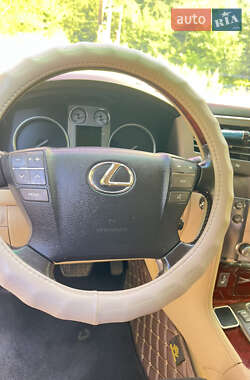 Внедорожник / Кроссовер Lexus LX 2011 в 