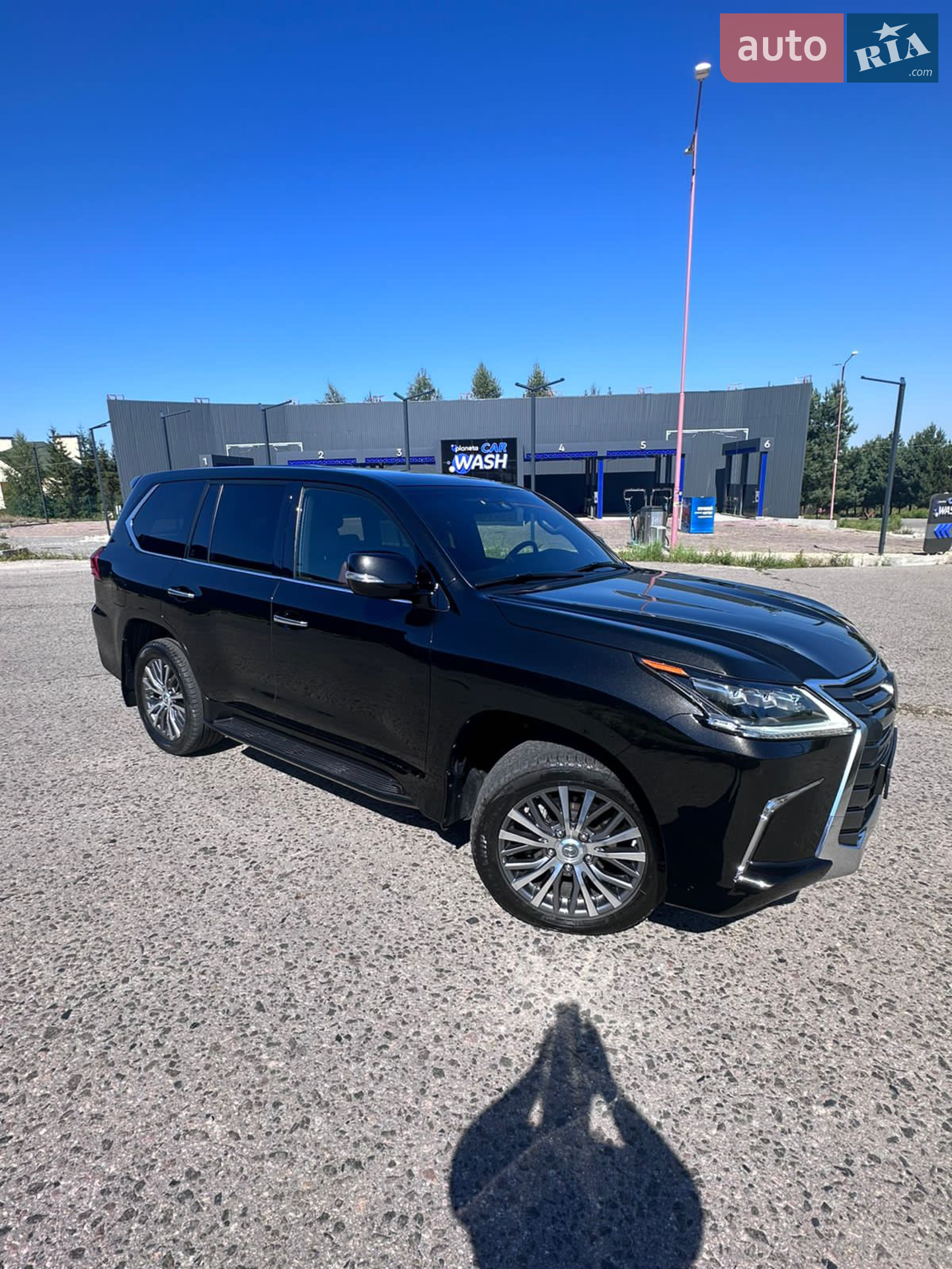 2019 Lexus LX - фото 1