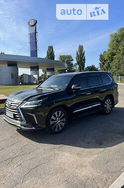 Внедорожник / Кроссовер Lexus LX 2016 в 