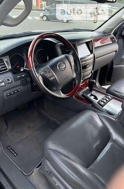 Внедорожник / Кроссовер Lexus LX 2007 в 