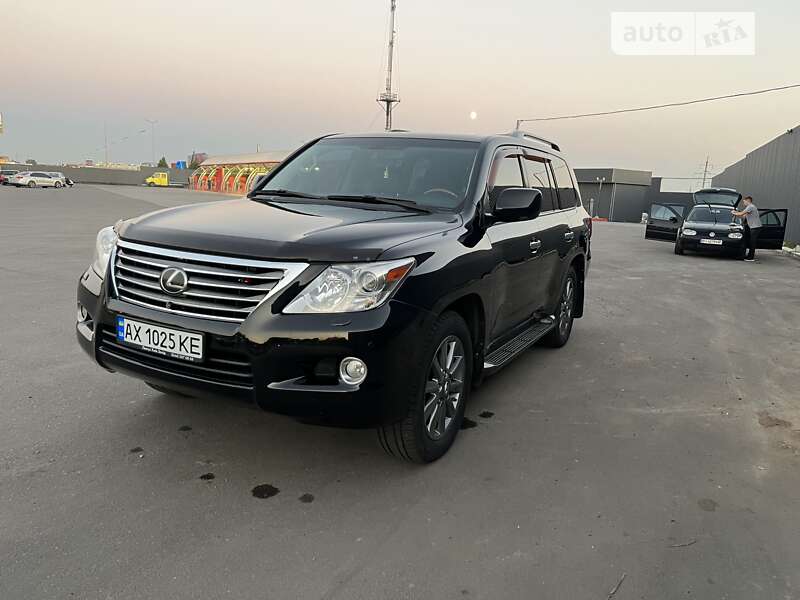 Позашляховик / Кросовер Lexus LX 2007 в Харкові