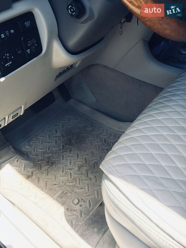 Позашляховик / Кросовер Lexus LX 2005 в Києві