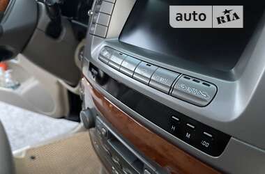 Внедорожник / Кроссовер Lexus LX 2005 в 